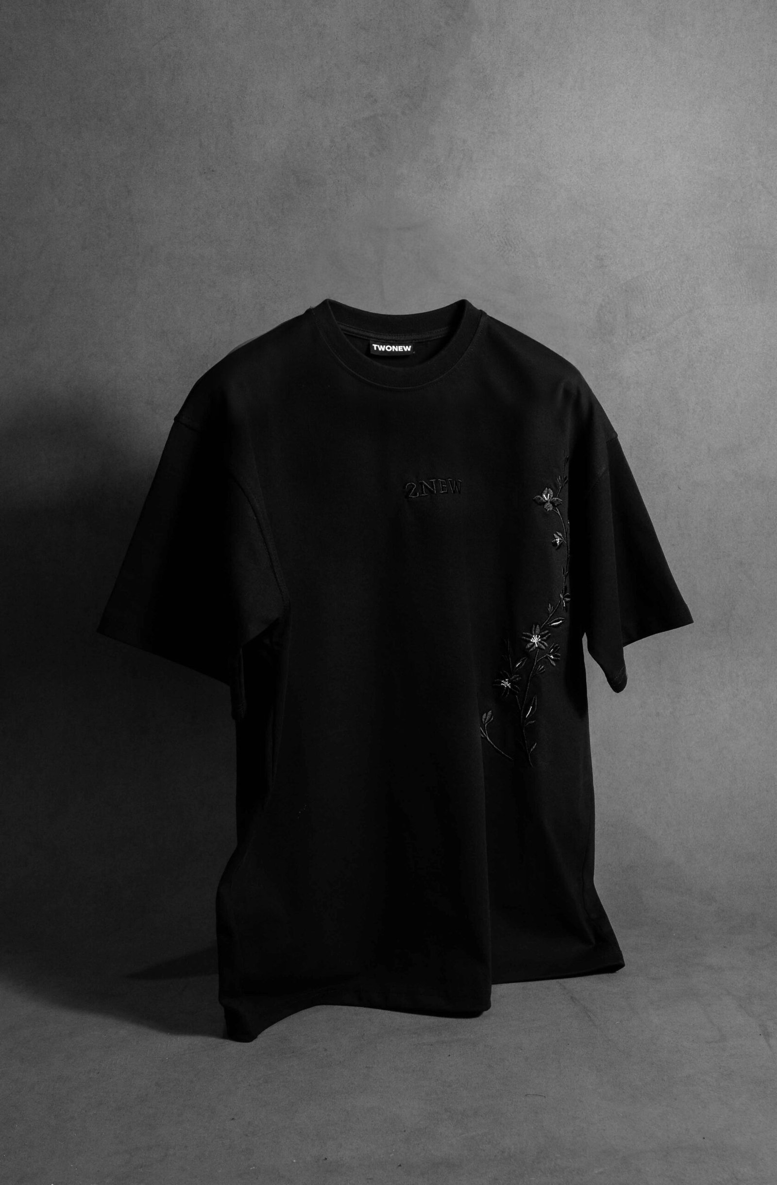 MIDNIGHT BLOOM Tee